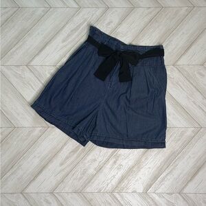 Gap Chambray Paperbag shorts